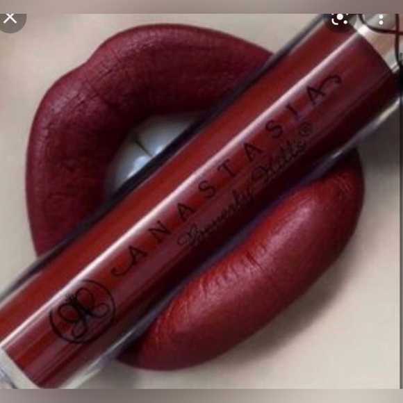 Anastasia Sarafine Liquid Lipstick - Picture 1 of 3